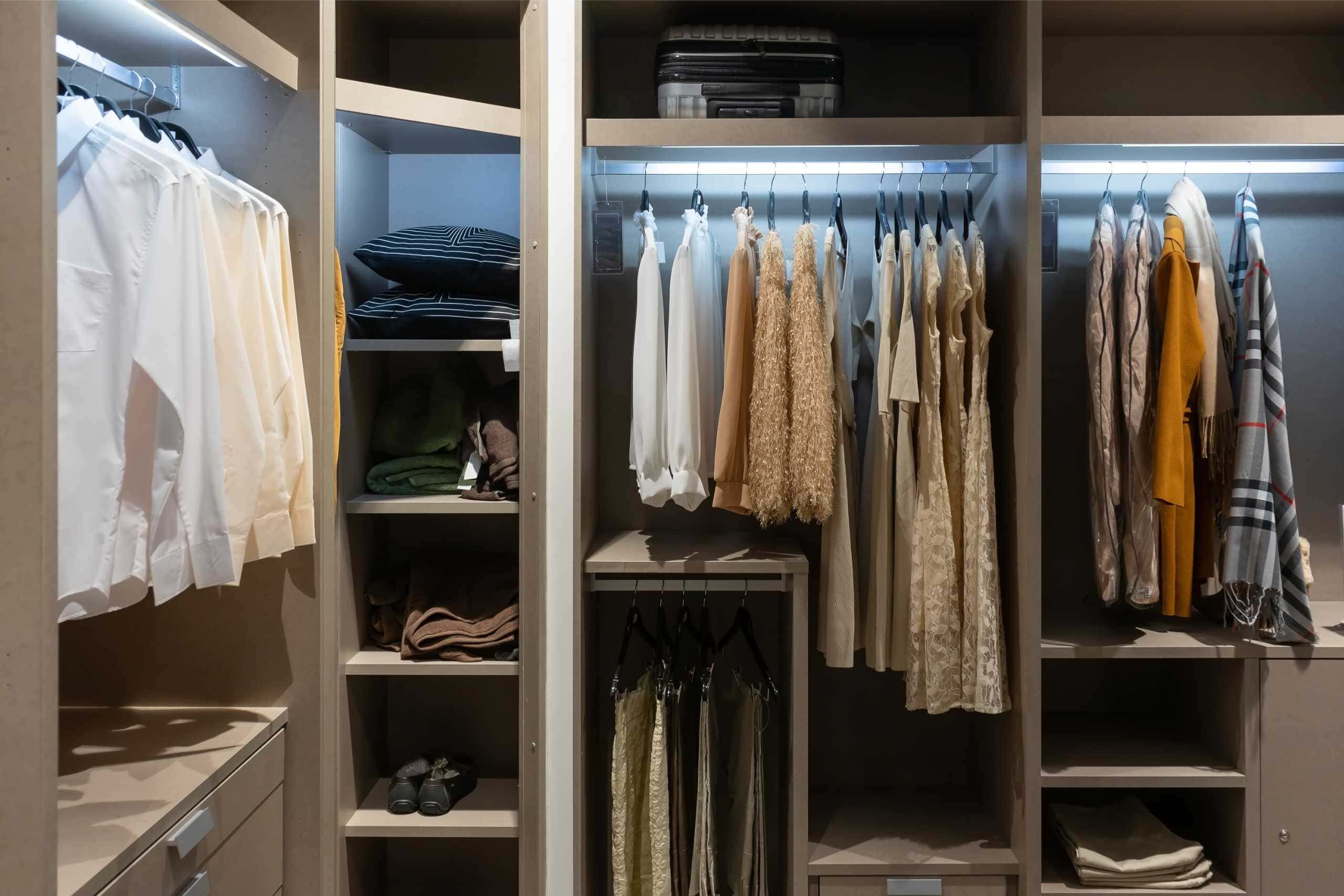 wardrobe-img