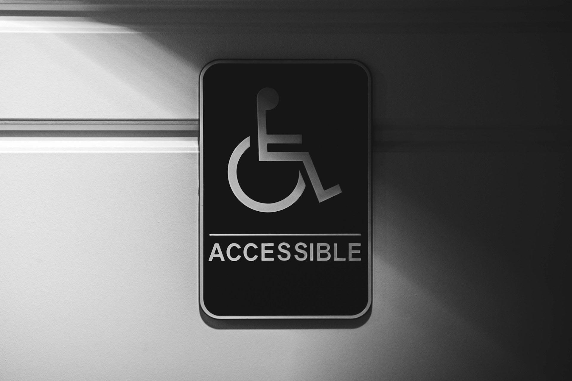 bathroom with disabilities sign